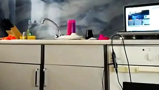 Sexydea canlı web kamerasında fışkırtıyor