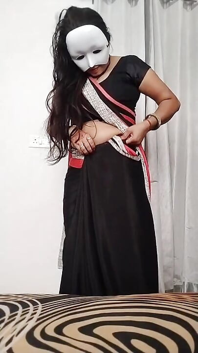 Nisha bhabhi full dance masti
