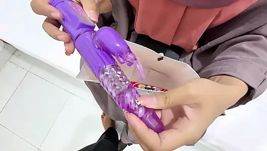 Gifts For Veiled Wives