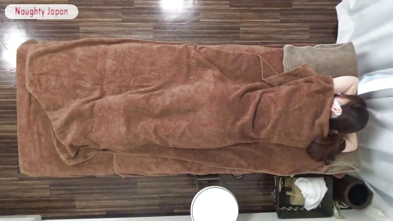 Sansürsüz yağ seansı. Minyon idol güzellik gibi uzun tedavi için geri dönüyor - bölüm1