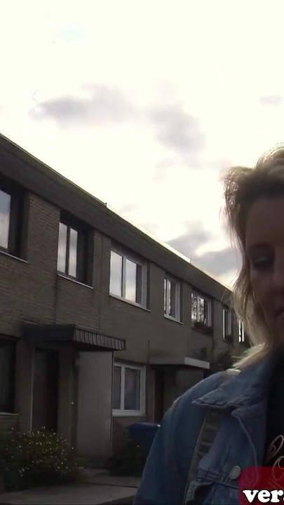 اقترب ربة منزل ألمانية من الشارع لممارسة الجنس | مقطع 1