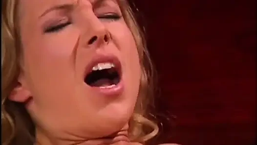 Young Hot Brunette Makes a Hot Blonde MILF Cum