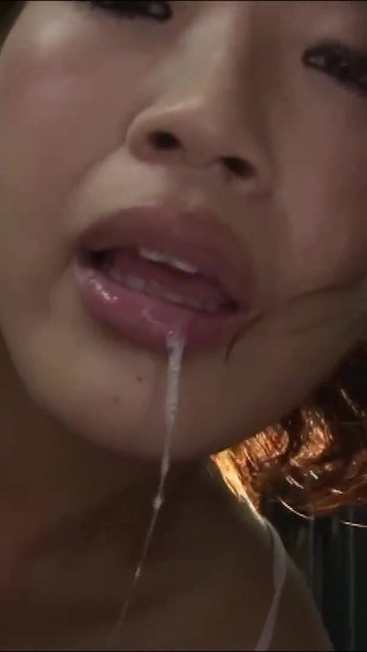 she gets sweaty and juicy as she wiggles her sore hips lewdly 2 | Clip 2