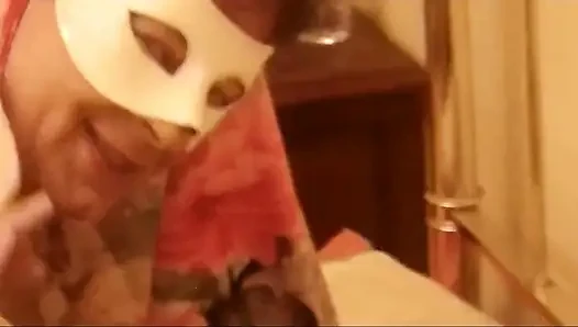 Genç erkek avcısı kaltak döllenmeyi seviyor...