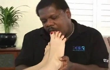 Brunette Lady & Her Feet Slaves, p. 5