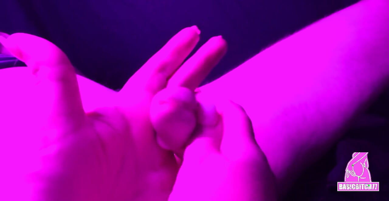 거대한 정액을 빨아주는 핸잡
