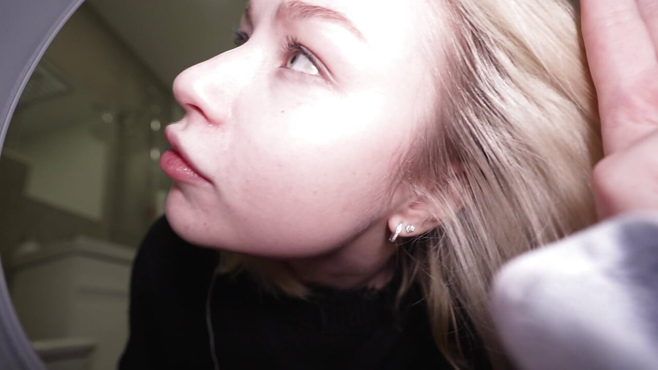 Het leek haar niet alsof ze in een val was gelokt, een wrede geseling in haar ziel.