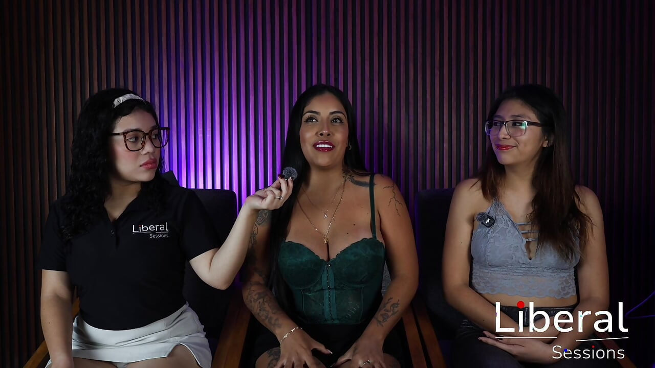 ORGY with two HOTWIVES, they are fucked by strong men