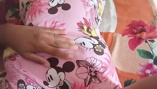 Video rekaman seks solo asli alami gaya pribadi yang lembut membuat tubuhmu percaya diri sendiri