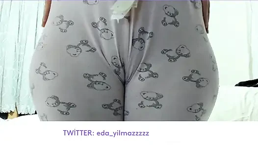CAMELTOE- MASTURBATION IN PAJAMAS- TURKISH MILF- TURKISH PORN