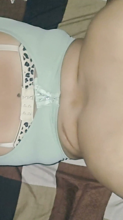 남친과 섹스하는 인도 유부녀 바비