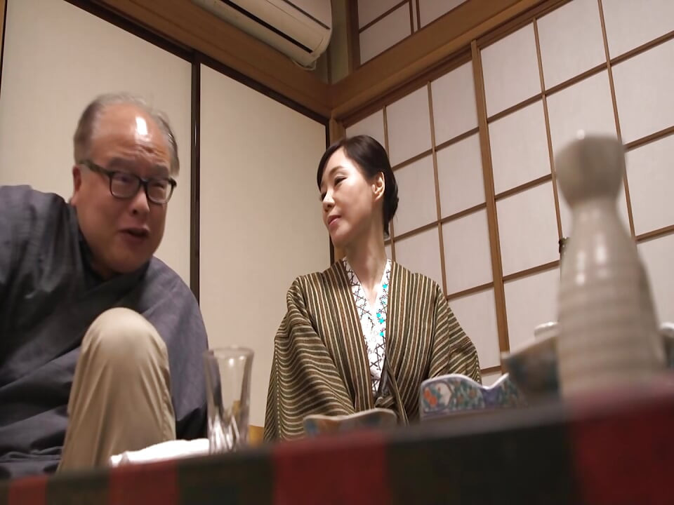 A061G06 Late-night open-air bath SEX with my son-in-law who is deceived by her mother-in-law's lust and drowns in forbidden lust!