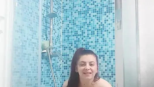 she masturbate in shower