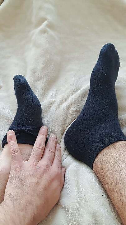 Take off my Sock and show my sexy feet
