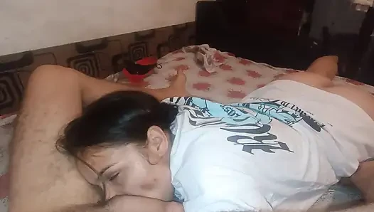 Stiefvater fickt mich hart und lässt mich in mich gehen