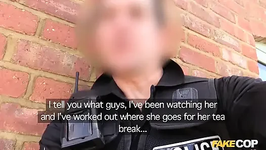 Fake cop - mürekkepli çiftlik kızı biraz büyük yarağa ihtiyaç duyuyor