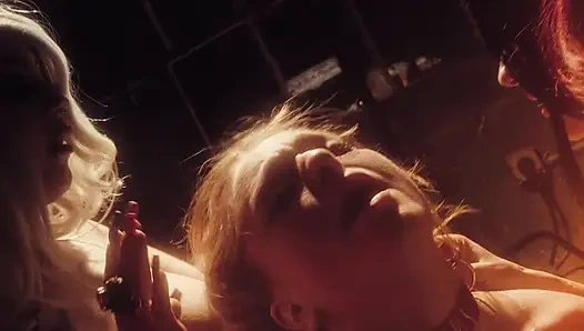 108 Minutes of Horny Sluts - Visions: Luna Luxxx - Full All-girl Movie