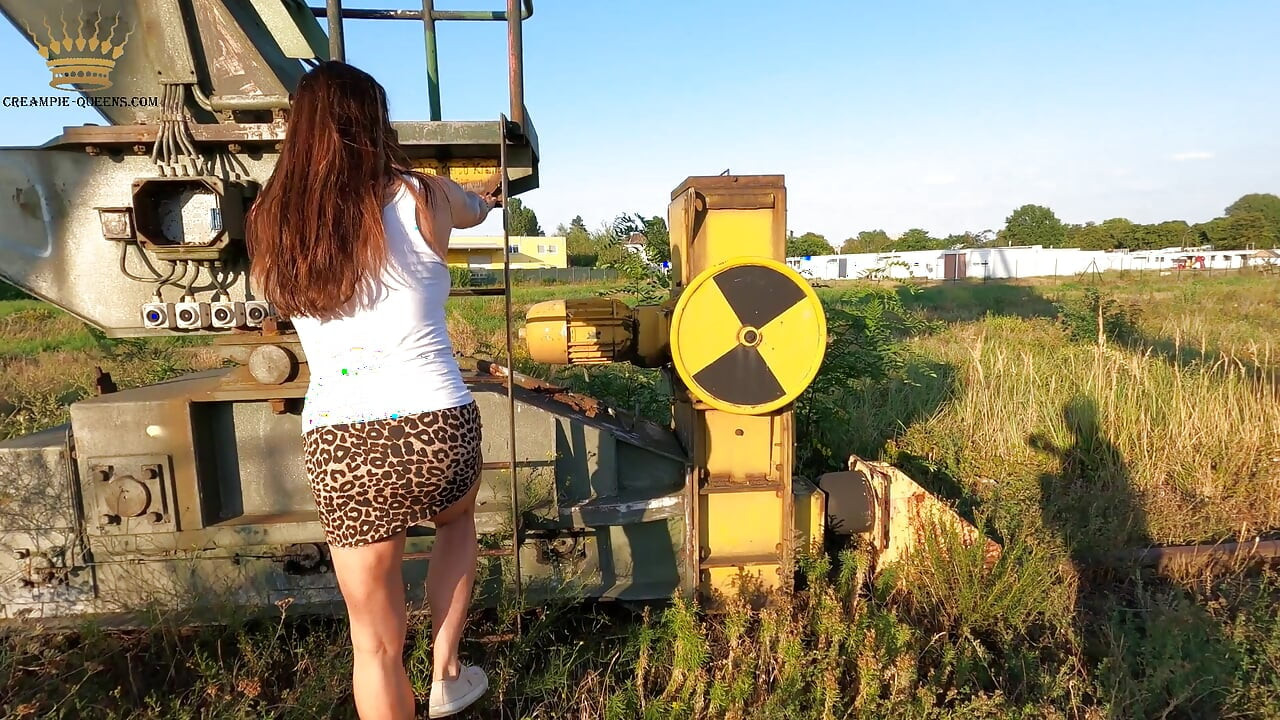 Darkhairy, Hot and Tattooed MILF Gets Fucked Public and Creampied (julia Exklusiv) 35min