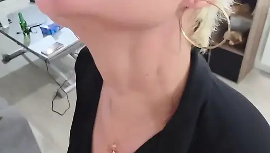 A Good Pipe and a Good Handjob