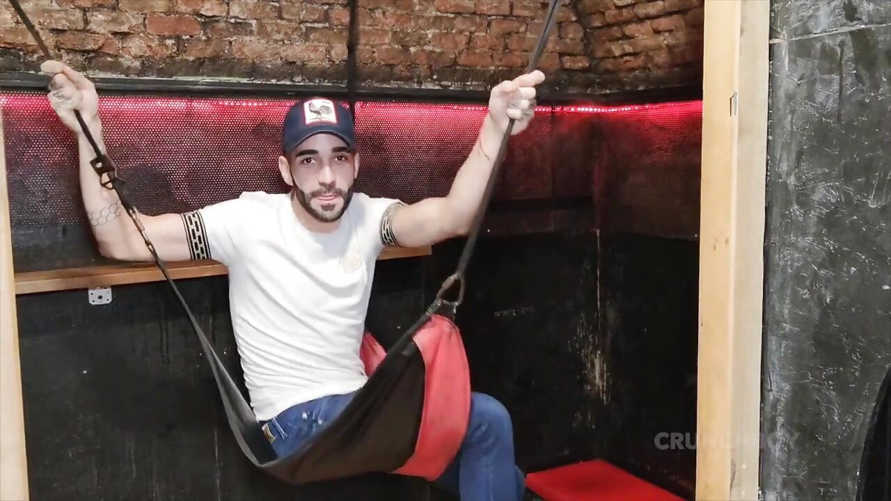 กล้ามเซ็กซี่ Brako ใช้ดิบโดย Apolo Adrii