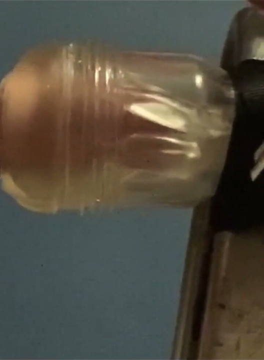 Ma glace Fleshlight attachée à un fût