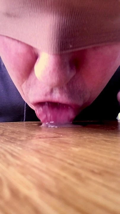 Licky licky slow motion