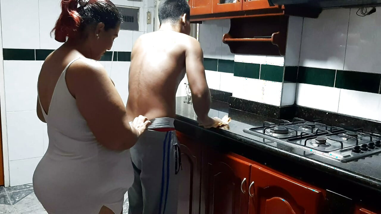 Milf BBW เงี่ยนกับลูกเลี้ยง
