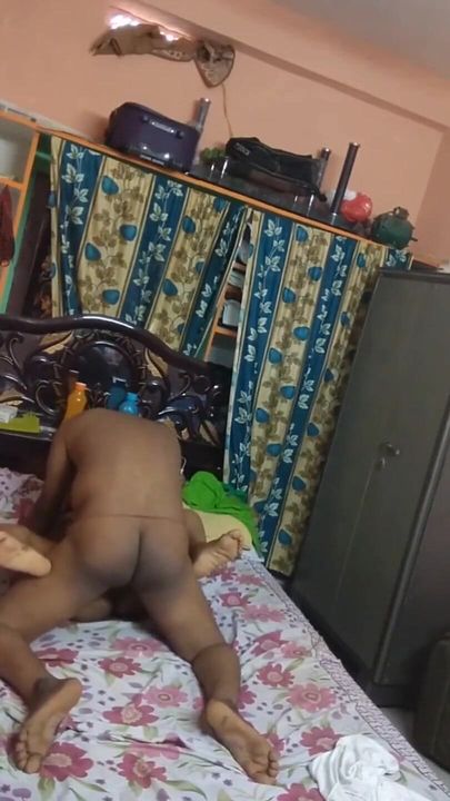 Cheating Sex with My Maid's Stepdaughter Quickly in My Bedroom