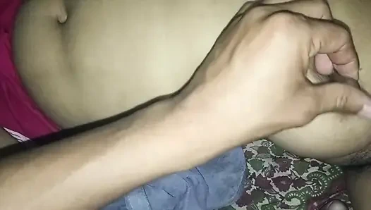 Reshmi Bhavya sedang dalam mood yang tidak bisa saya lakukan