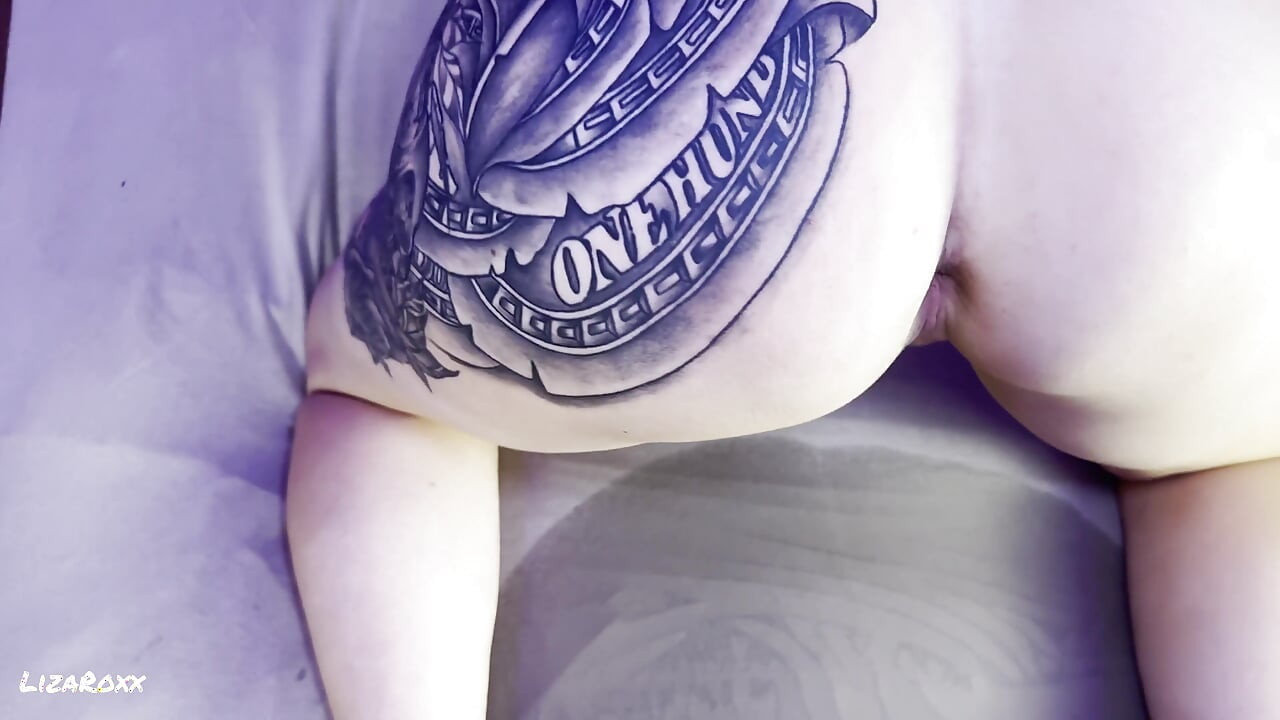 Na Mega Squirt Neukt De Cameraman Me Totdat Hij Op De Poes Spuit