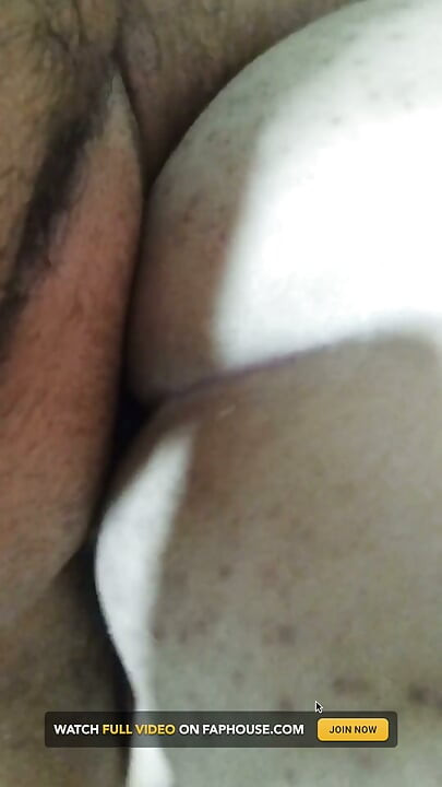 Cuckold dikongkek dubur oleh lembu jantan saya