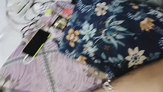 Echtes desi-mädchen green salwar harter fick - selbstgedreht