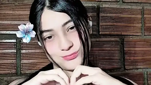 Kolombiyalı kadın komşusuyla mastürbasyon yapıyor