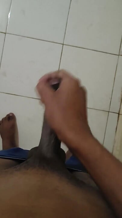 หนุ่มอินเดียช่วยตัวเอง
