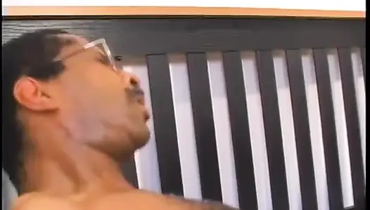 Lucky black stud gets his dick swallowed by blonde beauty