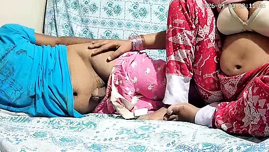 Seks dokter dan perawat India 29765