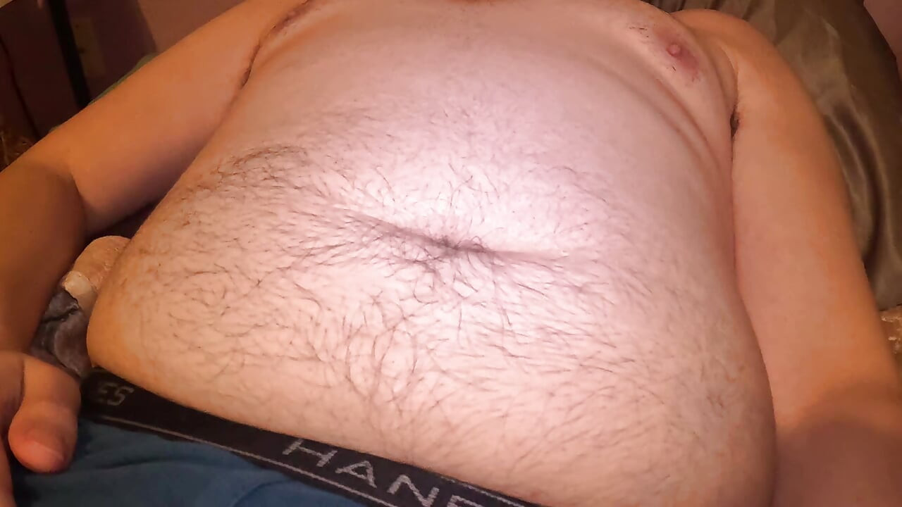 Playing with my belly!