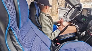 Hot Cruise Publicly Fucked a Young Student's Tight Femboy Hole in the Cold Autumn