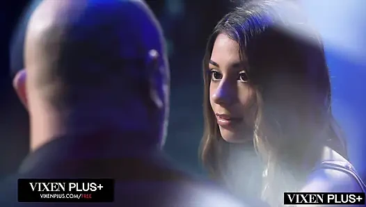 VIXENPLUS Baddie Xxlayna Unleashes Her Deepest Kinks