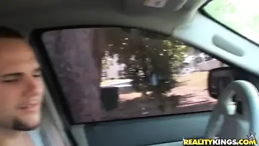 8th street latinas - carolina si manajer sange dengan strap-on lagi asik sendirian sama jmac yang ngentot memeknya dalam semua posisi