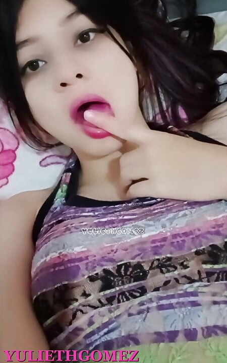 Her Ass Is Better Than Her Vaginal Yuliethgomez ( Casero Real)
