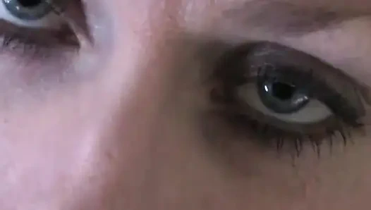 Pemujaan kontol melanie seksi yang bejat