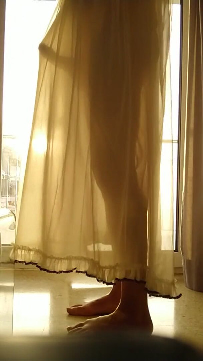Jogo sensual antes de a mulher se levantar... | Clip 2