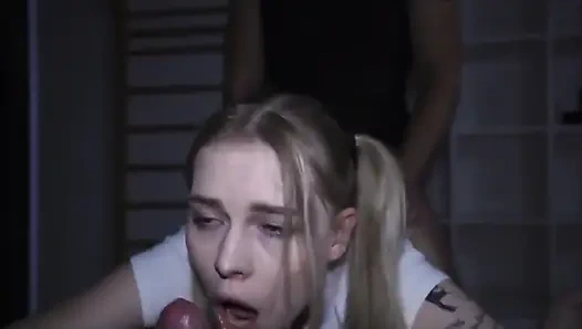 Airtight - cewek ini cewek turki ini dengan ganas