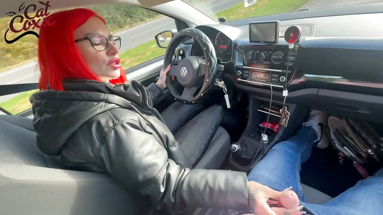 Prosto z myjni, prosto w cipkę MILF! Uczennica 18+ daje z siebie wszystko !!