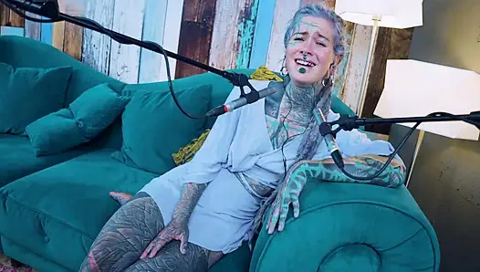 Aku berbicara tentang f - fear - asmr podcast sfw berbicara tentang gadis gothic bertato rambut gimbal