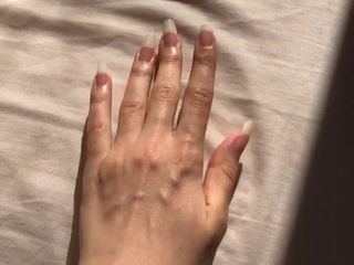 Meine Nägel und meine Hand