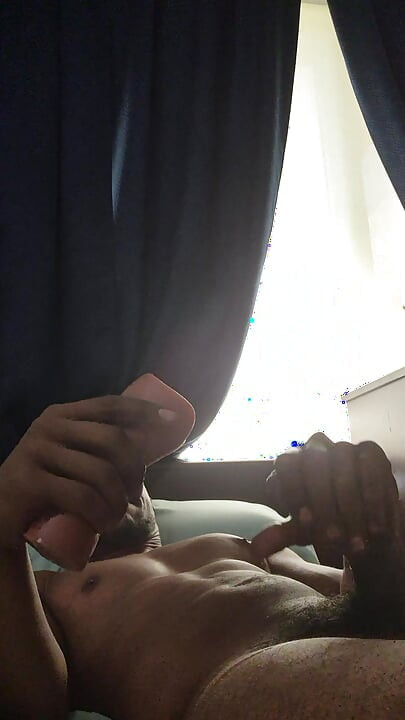 精液を使ったおもちゃの時間