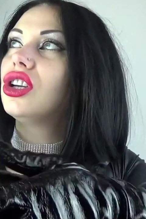 Listen the vinyl JOI with red big lips and sexy tits