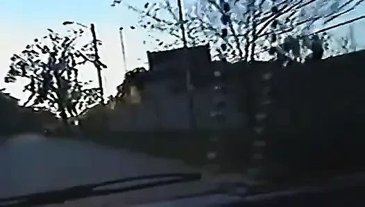 Спасаю даму в платье дез